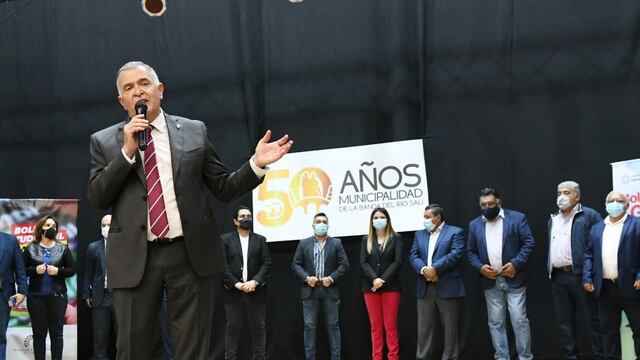 Jaldo entregó el Boleto Estudiantil Gratuito a estudiantes de La Banda