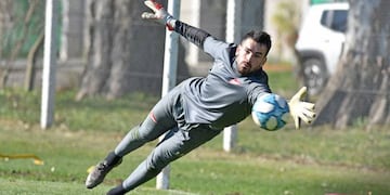 Su última participación fue en Patronato de Paraná y estaría a punto de llegar al Pirata para la Primera Nacional