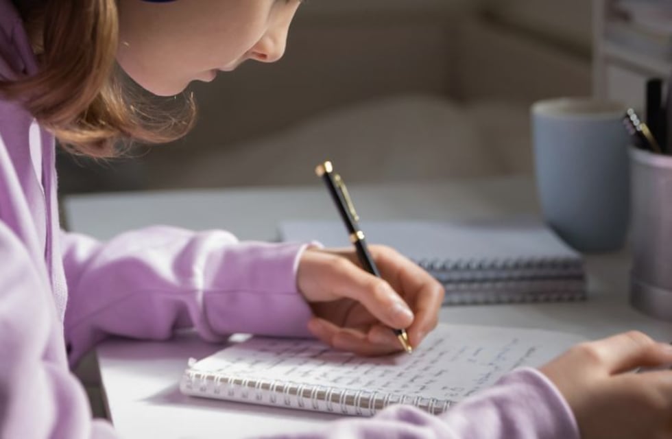 Se separó de su pareja y la Justicia de Córdoba lo obliga a pagar la mantención de su hijastra