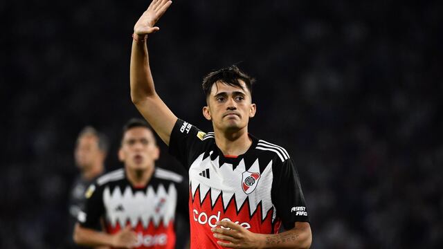 Pablo Solari, con pasó por la Reserva de Talleres, pidió perdón al convertir para River  (Prensa River).