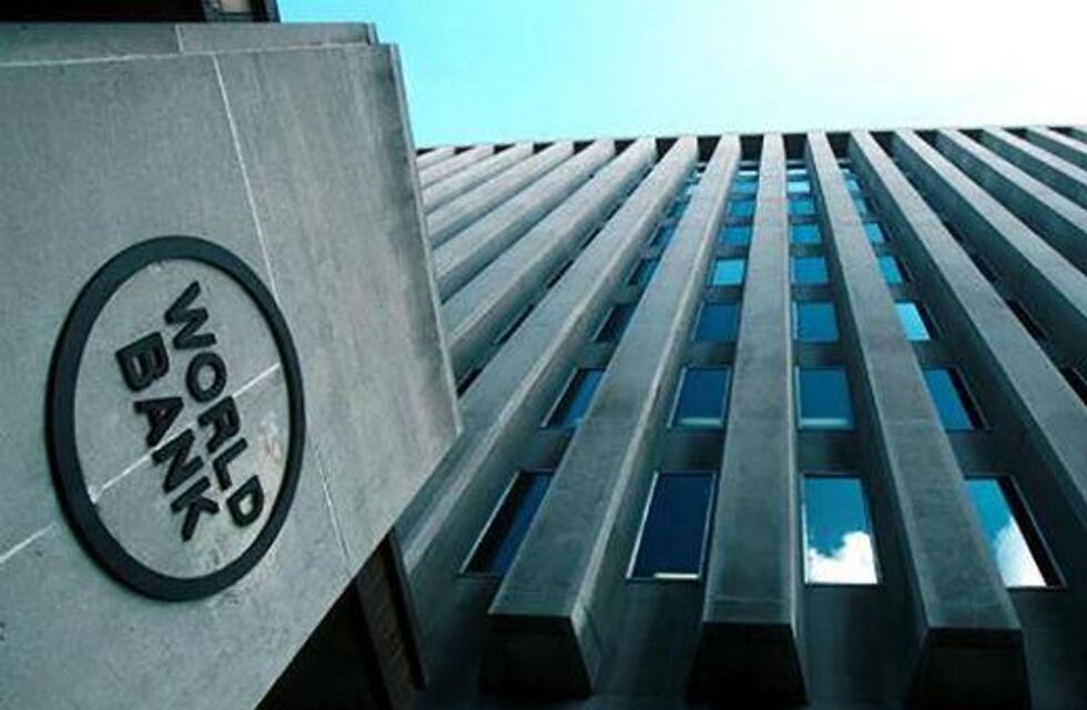 Para el Banco Mundial la inflación y el cepo condicionan el desarrollo del país