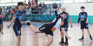 Cinco representantes de FeMeBal, 3 de Mendoza, 2 de Córdoba y uno de San Rafael y Atlántica buscarán los títulos Nacional Menores de Handball que se disputa en el valle de Uco.