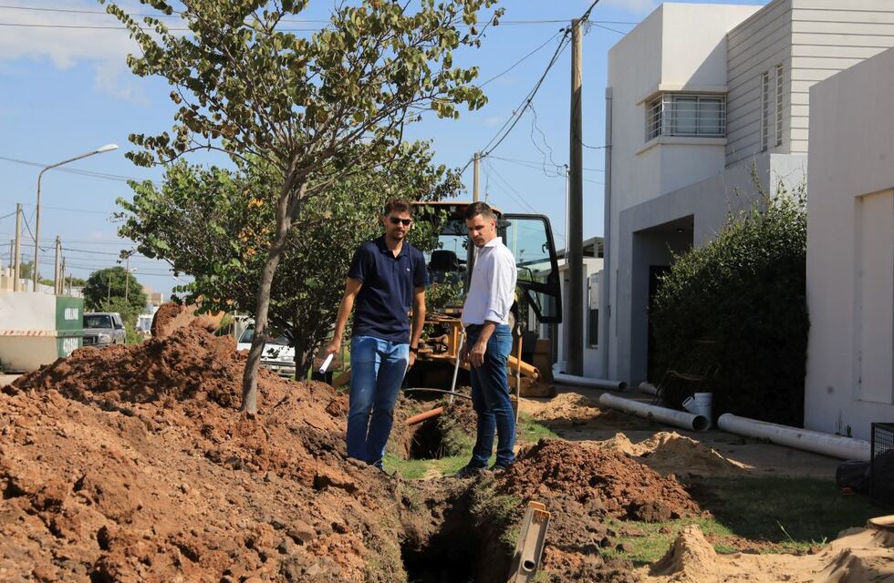 Avanza la obra de cloacas en La Cañada: "Continuamos con las obras en los barrios de la ciudad"