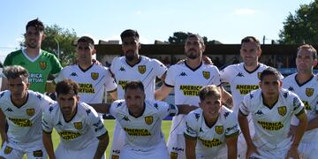 Así fue el partido entre Santamarina de Tandil y Tristán Suárez