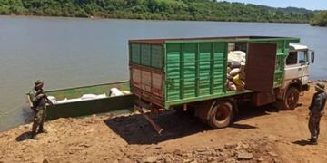 El Soberbio: interceptan contrabando de soja y maíz.