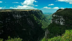Cañón Fortaleza. Parque Nacional de la Serra Geral. (prefectura Municipal de Cambará Do Sul).