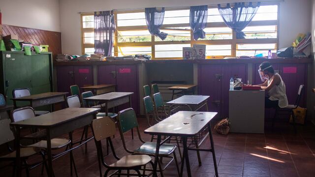 Por la situación epidemiológica, Tucumán seguirá sin clases presenciales por una semana más