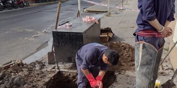 Tras haber sido intimida por el Municipio ABSA terminó obras en el centro.