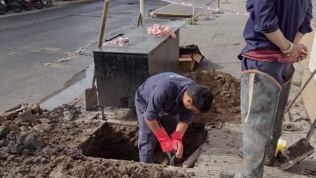 Tras haber sido intimida por el Municipio ABSA terminó obras en el centro.