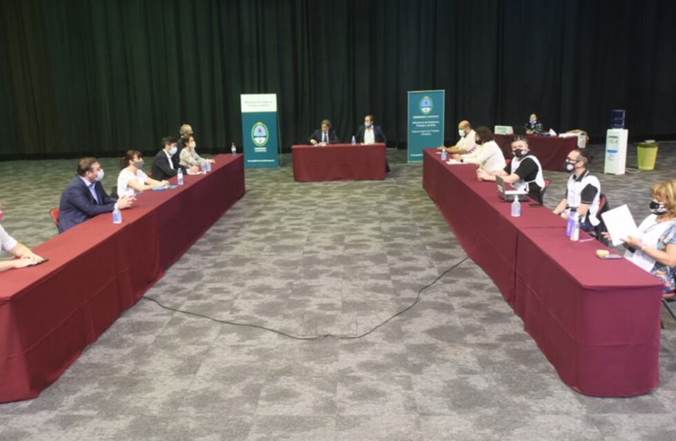 Paritarias: el Gobierno de Mendoza insistió que no tiene fondos para aumentos de salarios