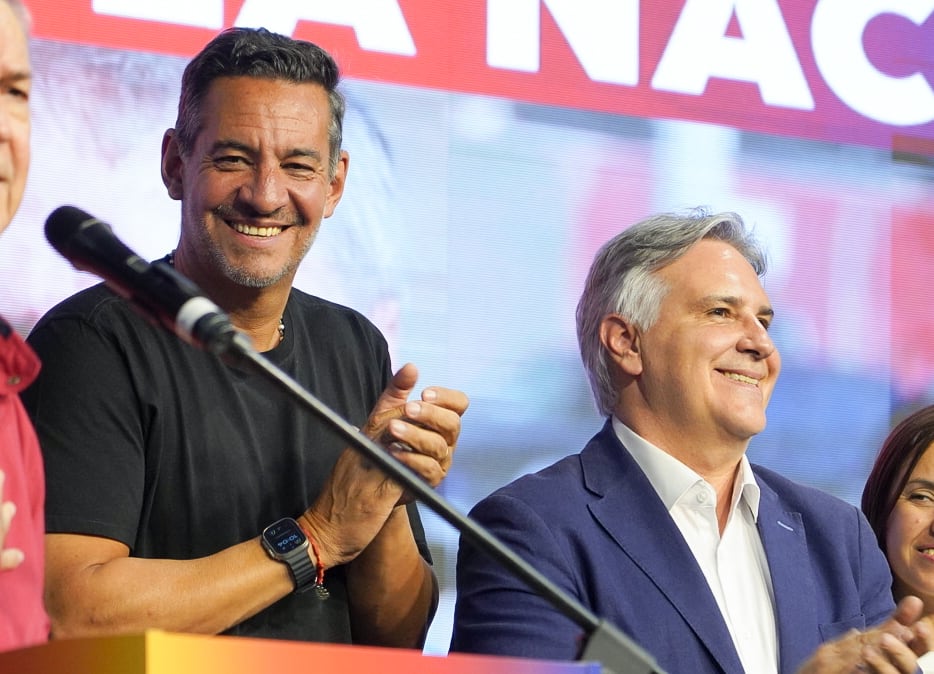 Siciliano se suma al gabinete de Llaryora al frente de un nuevo ministerio.