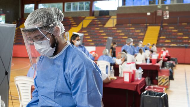 Las Heras convoca a profesionales de la salud para reforzar sus servicios en pandemia