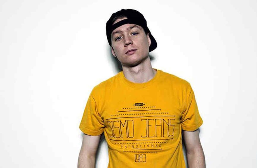 Malas experiencias y sueños a futuro: 10 cosas que no sabías de Emanero