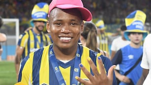 El mediocampista colombiano fue el máximo goleador auriazul en el torneo.