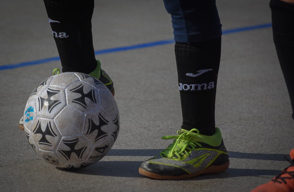 El fútbol femenino de Sporting vuelve a la Liga del Sur y busca jugadoras