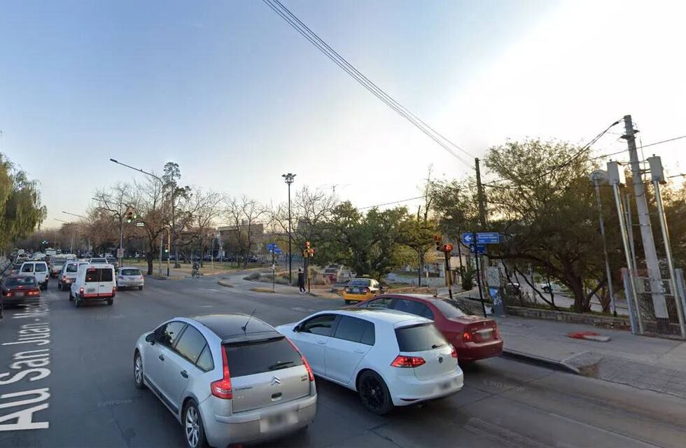 Brutal ataque en Mendoza: dijo que no quería que le limpien el parabrisas y lo atacó con un palo