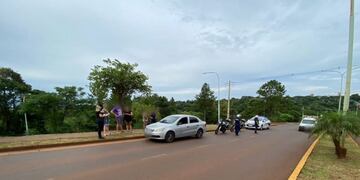 Oberá: un peatón fue herido tras ser atropellado por un automóvil.