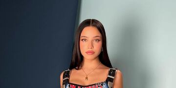 Emilia Mernes coquetea con sus fotos en las redes sociales