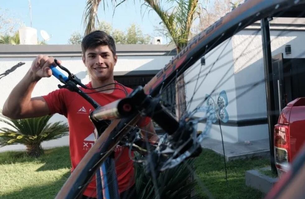 El triatleta que fue atacado con agua hirviendo en noviembre correrá el Ironman en San Juan