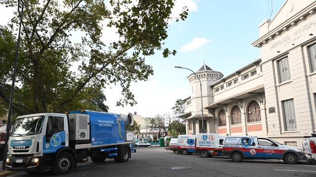 Continúan los operativos y fumigaciones en distintos barrios de la ciudad.