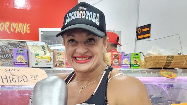 Alejandra "Locomotora" Oliveras, al mentón tras la derrota de Argentina en el Mundial (FacebooK Alejandra "Locomotora"Oliveras).