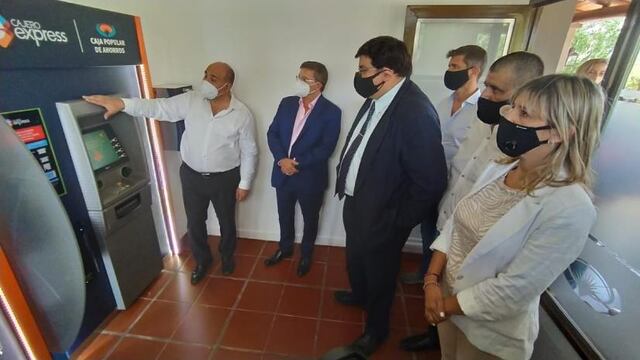 Inauguraron cajeros automáticos en las villas veraniegas