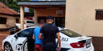 El conductor acusado de chocar a un joven y huir se encuentra complicado por testigos.