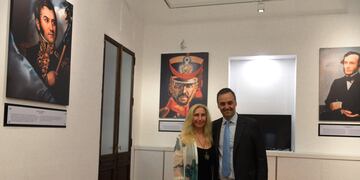 Karina Milei y Manuel Adorni en el Salón de los Próceres.