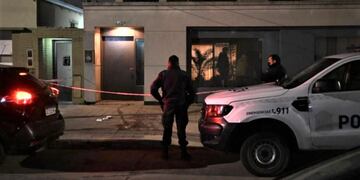 En medio de una pelea familiar, una mujer fue asesinada en La Plata por su hermano menor.