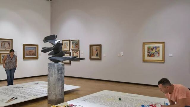 Un artista de Tandil realizó una presentación en el Museo de Bellas Artes