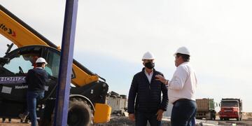 El gobernador Omar Perotti recorrió este miércoles el avance de los trabajos en el Acueducto Desvío Arijón– Etapa II.
