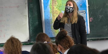 Mejoras para docentes y celadores en Mendoza.
Foto: Orlando Pelichotti
