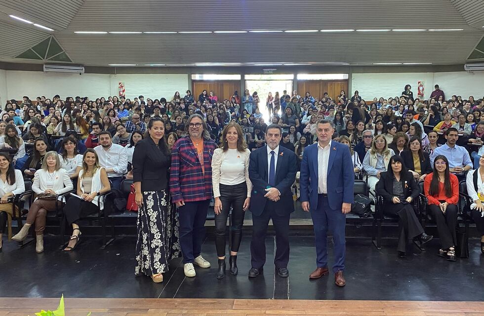 Clase magistral sobre prevención del suicidio