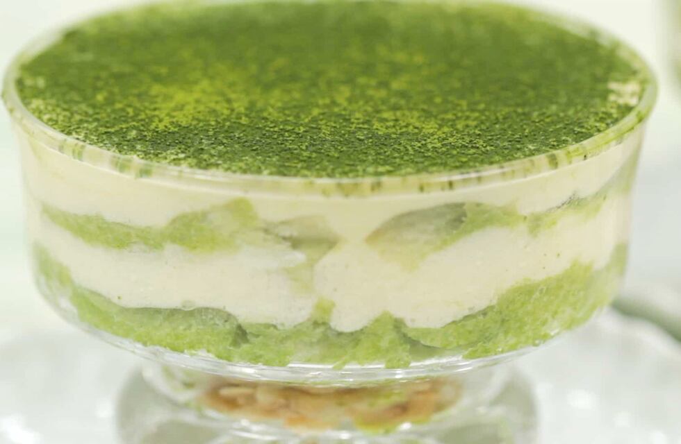 Tiramisú de té matcha, el postre japonés que causa furor
