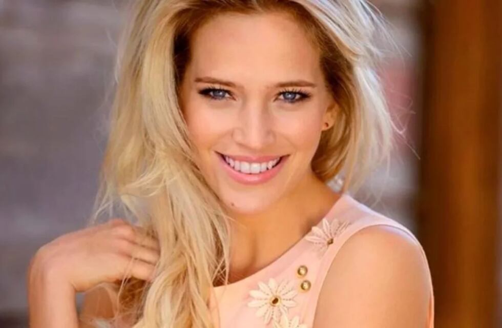 Luisana Lopilato reventó Instagram con una foto desde la cama y apenas tapada