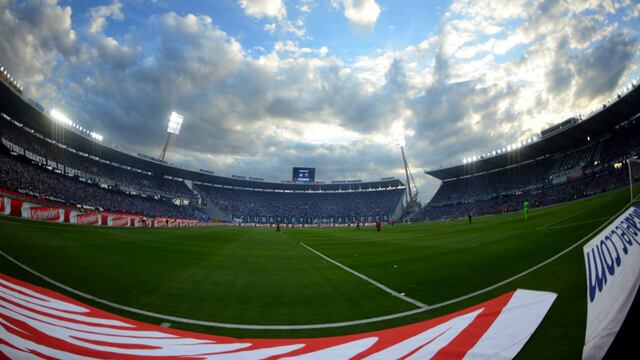 Marco imponente para la "final" de Talleres (Javier Ferreyra / La Voz)