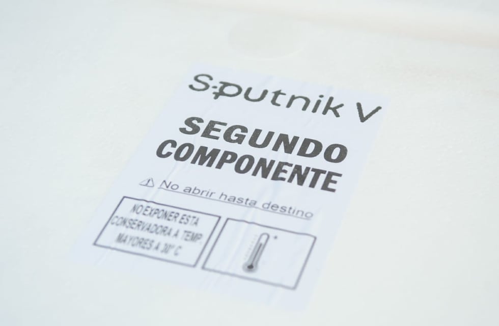 El lunes llegan 2700 vacunas para completar el esquema de Sputnik V