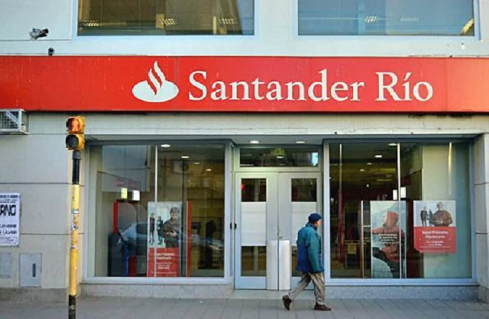 Bahía Blanca: empresarios y empleados del Banco Santander acusados de robo millonario