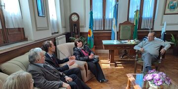 Carlos Sánchez recibió al cónsul de Italia