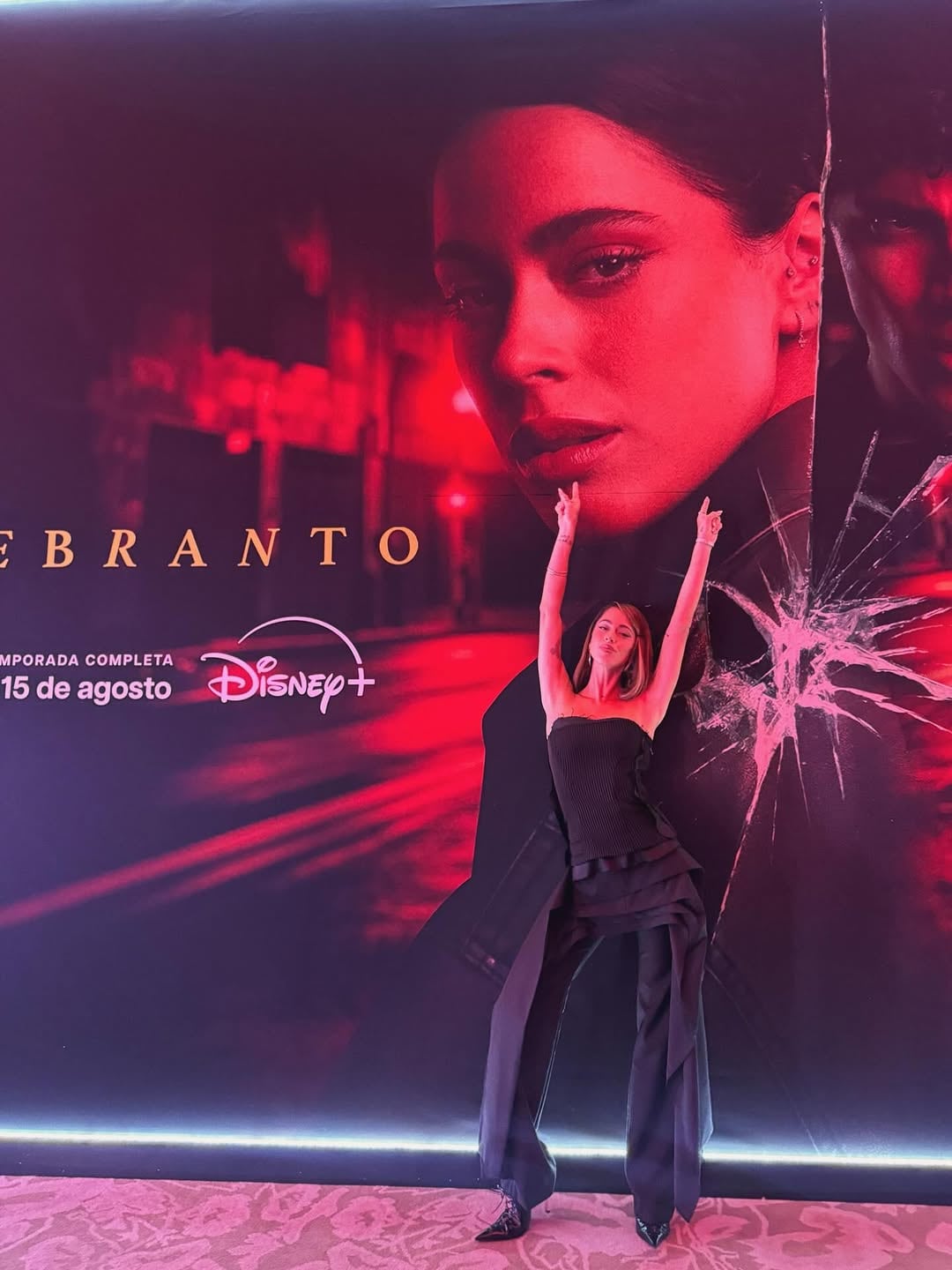 Los imperdibles looks de Tini Stoessel desde México en la previa del estreno de “Quebranto”