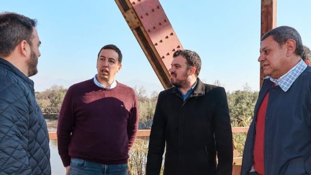 El ministro Yanotti recorre la obra pública de Monteros.