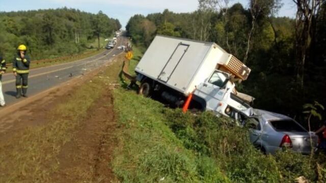 Accidente fatal en Hipólito Yrigoyen dejó como saldo a tres fallecidos.