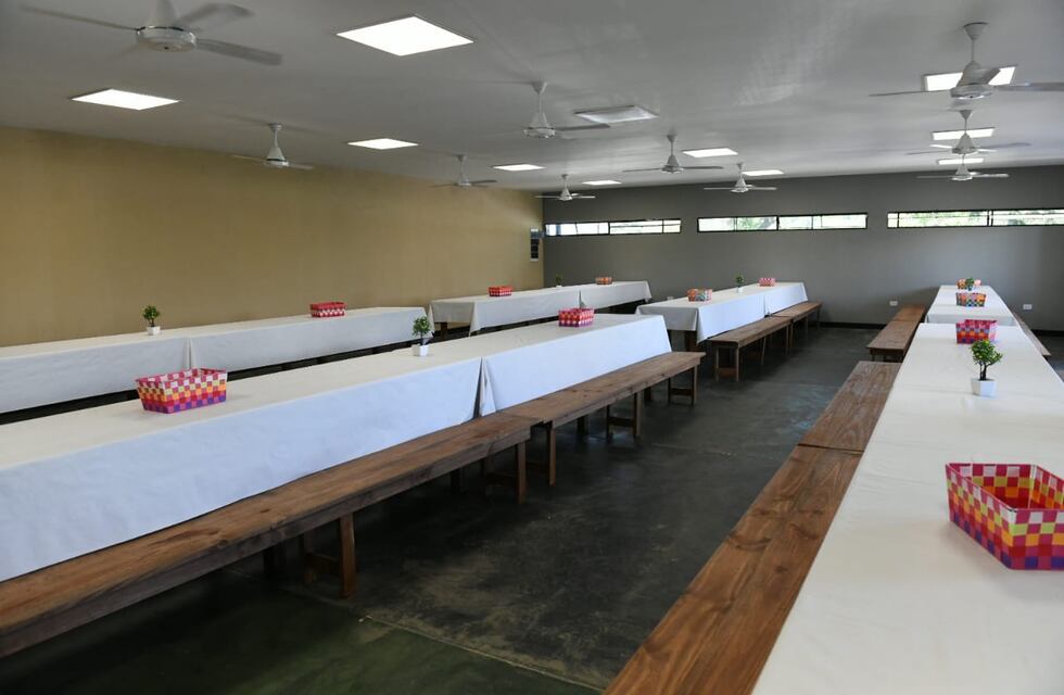 Manzur inauguró un moderno espacio de recreación en el Barrio Juan XXXIII