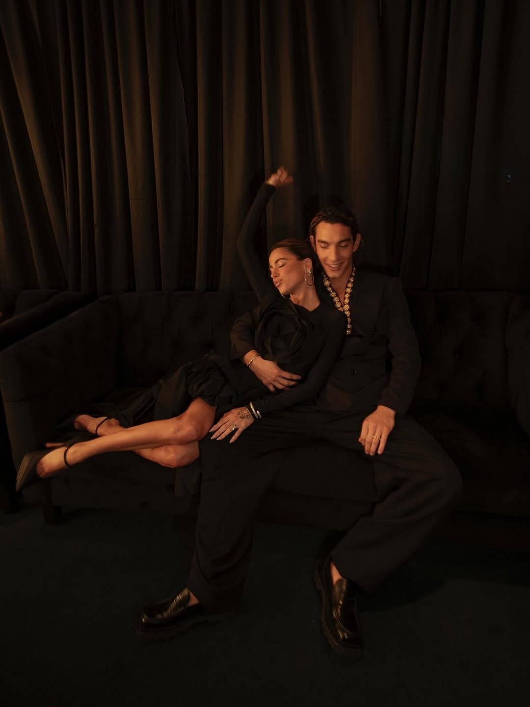 Jorge López y Tini Stoessel en la premiere de Quebranto.
