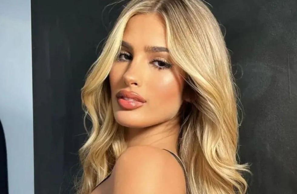 La vez que Julieta Poggio posó en microbikini total black y paralizó a sus fans de Instagram