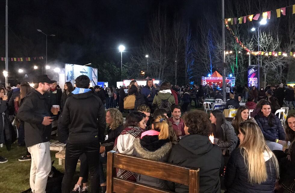 Tandil colapsó de turistas, ocupó hoteles y cabañas y derivó visitantes a otras ciudades