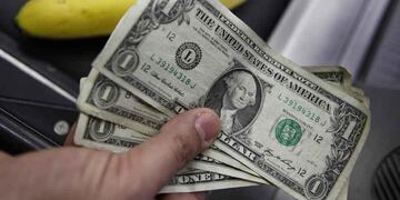 El dólar volvió a la senda alcista este miércoles.