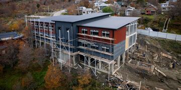 Melella recorrió los avances de la Escuela Provincial N°40 en Ushuaia