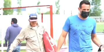 El Loco Carranza activó una donación para los juveniles de la pensión de Instituto (Captura web).