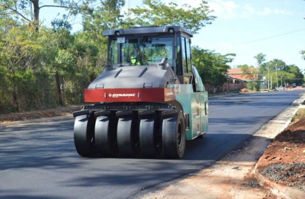 Posadas avanza en obras de saneamiento y pavimentación
